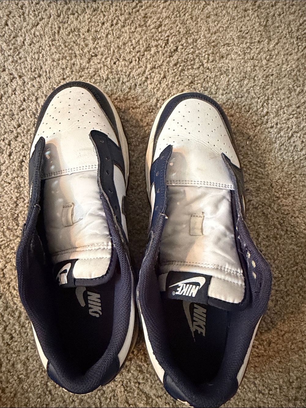Nike Low-Top Sneakers in Navy and White - Picture 2 of 6